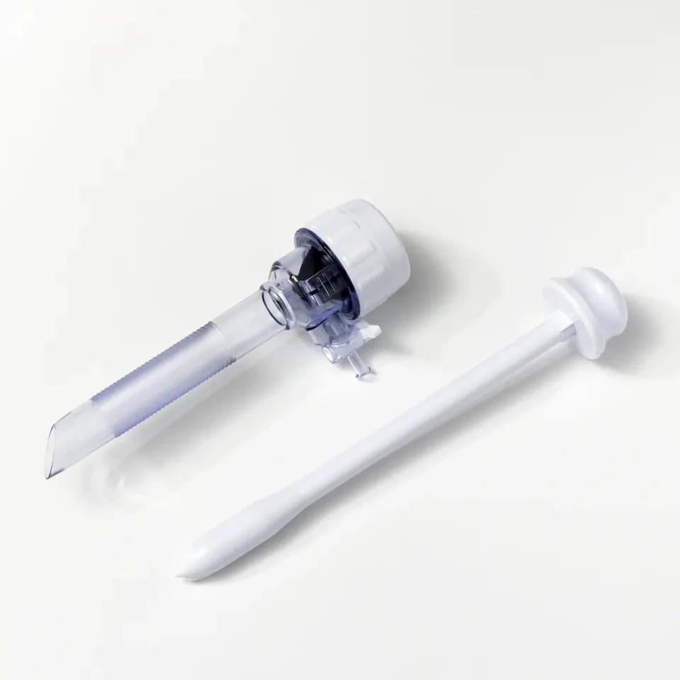 Disposable Bladeless Trocar